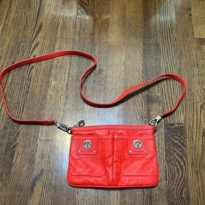 Red Marc Jacob skinny strap cross body